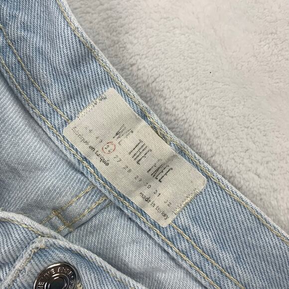 We The Free Jeans Maggie Mid Rise 26 Light Wash Straight Distressed Button Fly - Picture 5 of 16